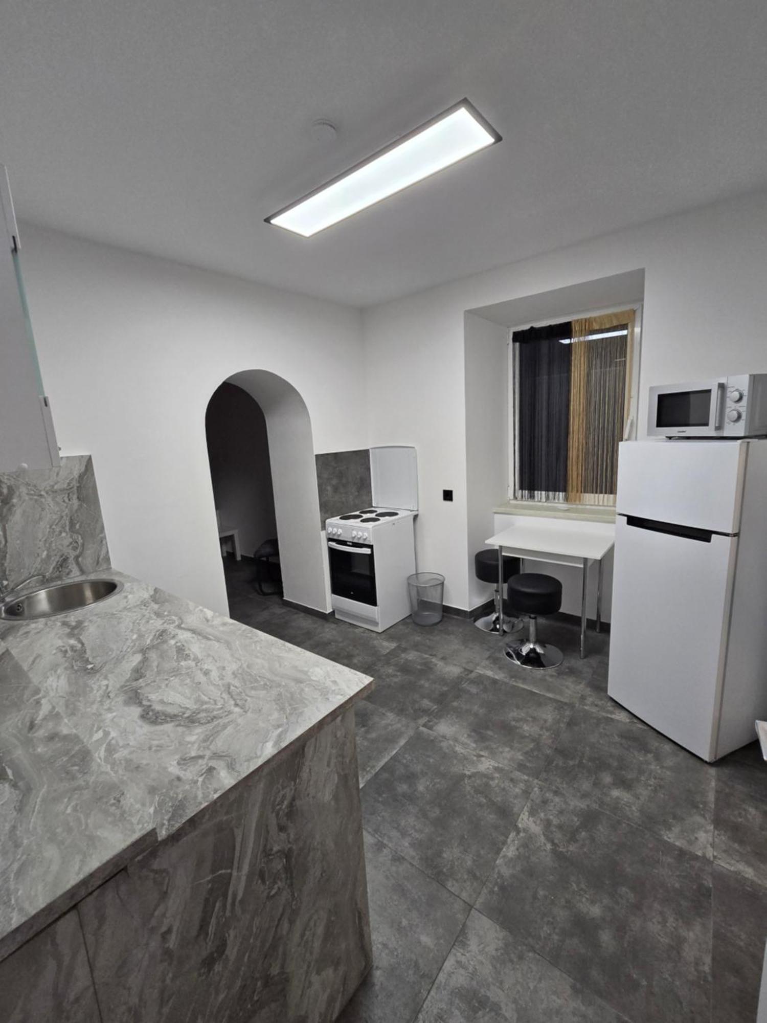 Rentcenter79